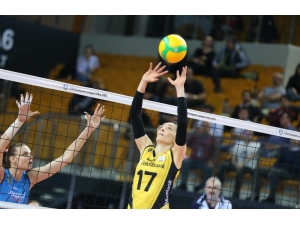 Vakıfbank, Üst Üste Sekizinci Kez Yarı Finalde