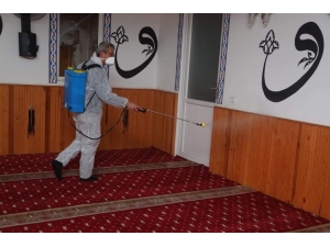 Bandırma’da Camilere Korona Virüs Önlemi