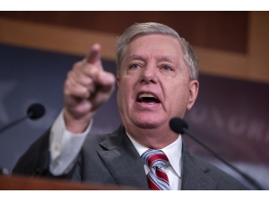 Senatör Lindsey Graham Kendini Karantinaya Aldı