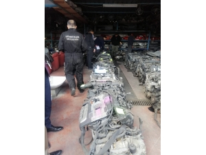 Gümrük Muhafaza Kaçakçılık Ve İstihbarat Müdürlüğü’nden Kaçak Motor Operasyonu
