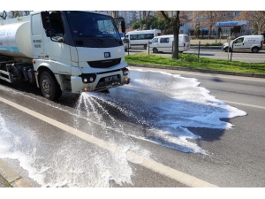 Mudanya’da Cadde Ve Sokaklar Yıkanıyor