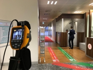 Türkiye’deki Tüm Havalimanları Korona Virüs Karşı Dezenfekte Ediliyor