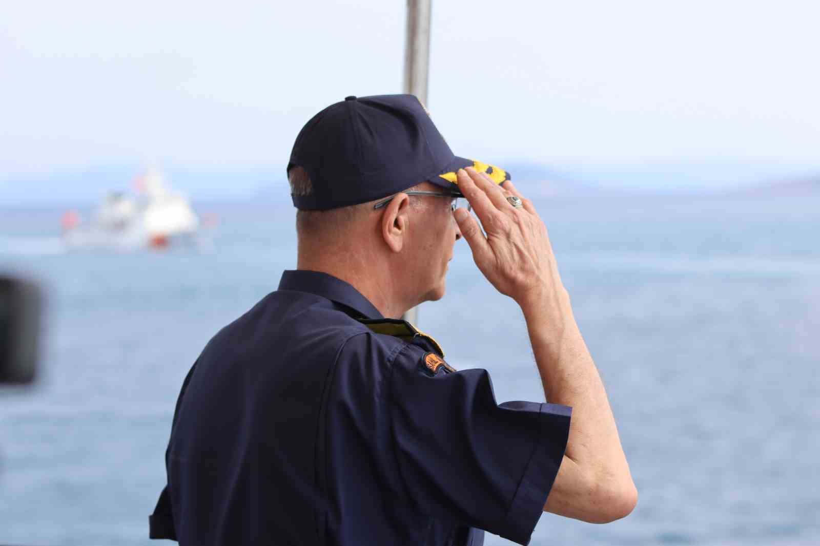 koramiral-kendir-profesyonellik-bir-kez-daha-on-plana-cikmistir