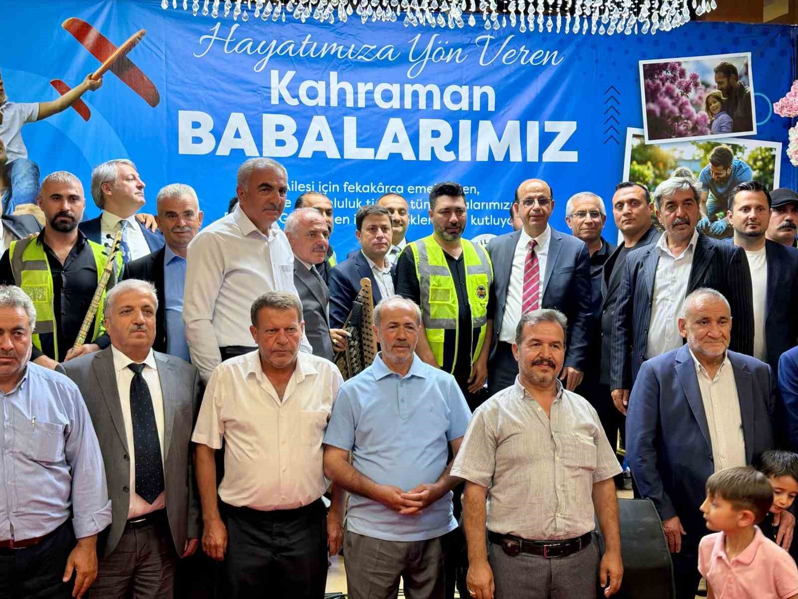 yesilyurt-belediyesinden-mahalle-muhtarlarina-babalar-gunu-vefasi