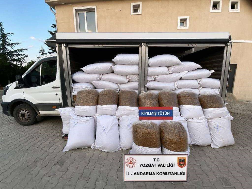 yozgat-ta-piyasa-degeri-1-milyon-440-bin-lira-olan-kacak-tutun-ele-gecirildi