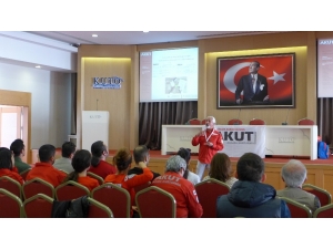 Kuşadası Ticaret Odası’ndan Deprem Bilinçlendirme Semineri