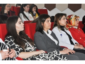 Büyükşehir’den Kız Öğrencilere “Değişim Yönetimi Eğitimi”