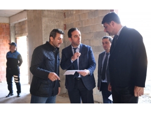 Kartepe Kent Meydanı Hızlanıyor