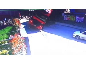 Büyükçekmece’de Faciadan Saniyelerle Kurtuluş Kamerada