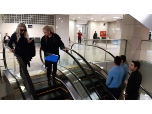 Seren Serengil İle Yaşar İpek’in Boşanma Davası Başladı