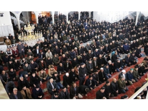 Cuma Hutbesinde Korona Virüsü Uyarısı