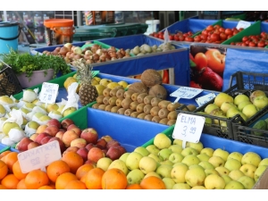 Motosikletle Gelip Hindistan Cevizi Ve Ananası Böyle Çaldılar