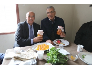 Mezitli’de ’Yöresel Ürünlerimizi Değerlendirelim’ Etkinliği