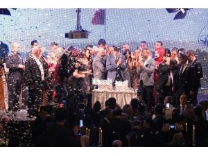 Tv35 Birinci Yılını Görkemli Geceyle Kutladı
