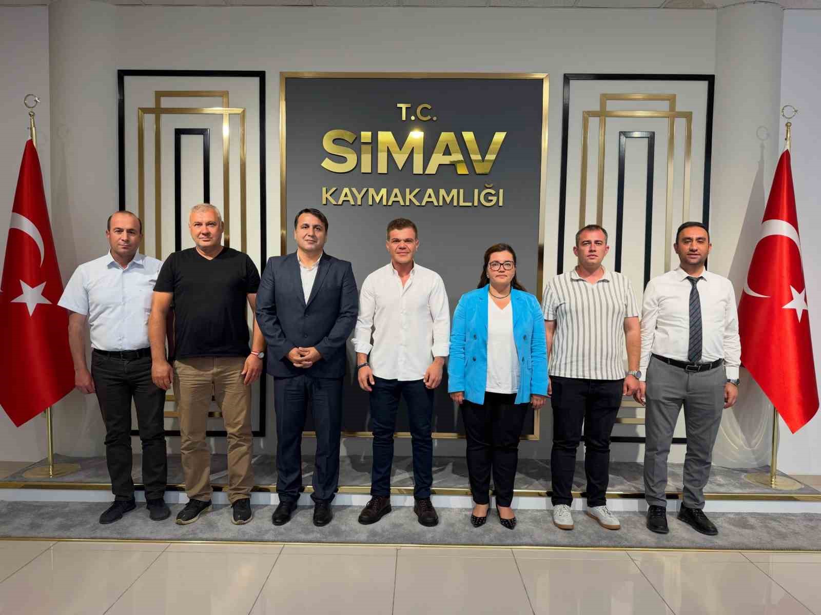 simav-da-yesilay-yamac-parasutu-mesafe-turkiye-sampiyonasi-hazirlik-toplantisi-gerceklestirildi