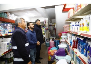 Manavgat’ta Tüm Etkinlikler İptal Edildi, Dezenfekte Çalışmaları Başladı