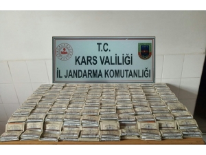 Kars’ta Jandarma Sigara Kaçakçılarına Geçit Vermiyor