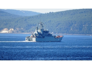 Rus Savaş Gemisi Çanakkale Boğazı’ndan Geçti