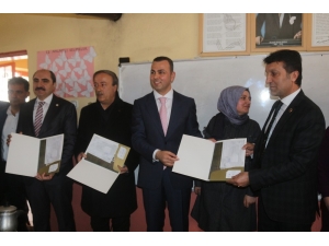 Vanlı İş Adamından Çığ Felaketinden Etkilenen İlçelere Yardım