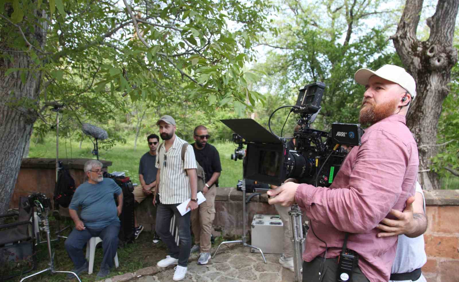 ahlat-ta-sonsuz-guzel-isimli-sinema-filminin-cekimlerine-baslandi