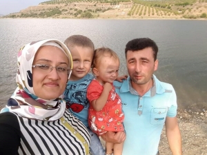 Manisa Feci Kaza: Genç Çift Hayatını Kaybetti, Çocukları Yaralandı