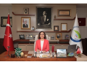 Rektör Çakar’dan “Doktorlarız Sayesinde Türkiye Sağlıkta Güvenin Merkezi”