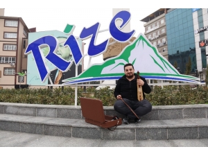 Rizeli Kemençe Ustasından Koronavirüs’e Atma Türkü