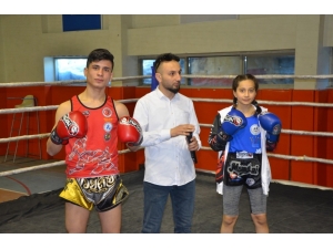 Hakkari’de Okullar Arası “Muay Thai” Yarışması Düzenlendi