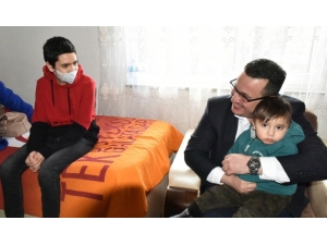 Başkandan Lösemili Çocuğa Unutamayacağı Özel Sürpriz