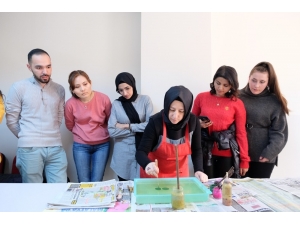 Ebru Sanatı Kültürleri Buluşturdu