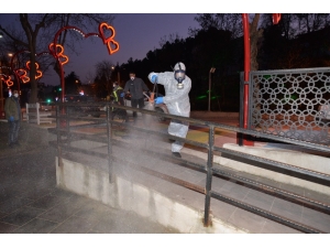 Bilecik Belediyesi Tarafından Korona Virüs Salgını İçin Dezenfekte Çalışması