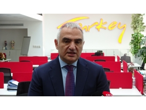 Bakan Ersoy: “Kültür Sanat Faaliyetleri Nisan Ayı Sonuna Kadar Ertelendi”