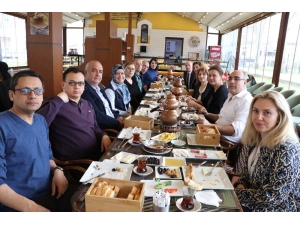 Tekkeköy Belediyesi Sağlık Çalışanlarını Unutmadı