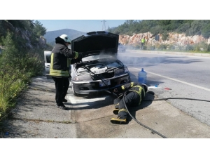 Seyir Halindeyken Alev Aldı