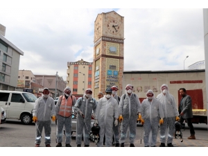 Nevşehir’de Cadde Ve Kaldırımlar Dezenfekte Yapılıyor