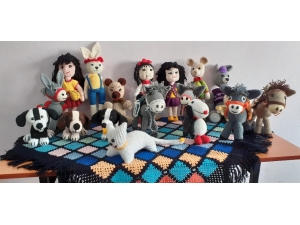 Osmancıklı Kadınlar Oyuncak Örüyor