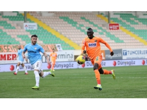 Süper Lig: Alanyaspor: 1 - Gaziantep Fk: 0 (İlk Yarı)