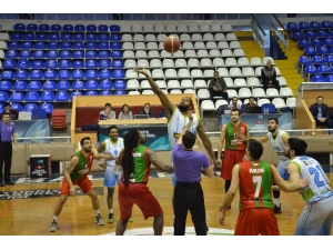 Türkiye Basketbol Ligi: Balıkesir Bşb: 102 - Semt77 Yalovaspor: 94