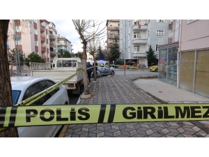 3.kattan Düşen 2,5 Yaşındaki Çocuk Ağır Yaralandı