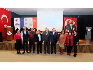 Adü Rektör Yardımcısı ‘Eğitim Anlayışı’ Paneliyle Öğrencilerle Buluştu