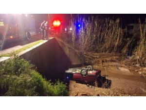 Kontrolden Çıkan Otomobil Köprüden Uçtu: 1 Ölü