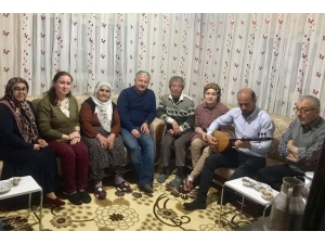 Türkmen Evinde Türkmen Geleneği