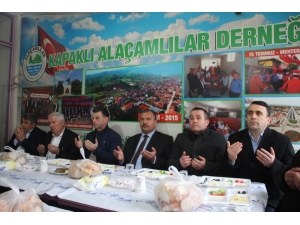 Şehitleri Dualarla Andılar