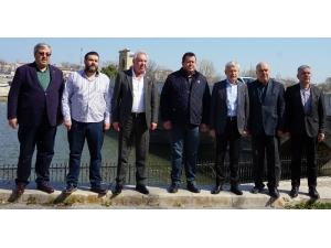 Korona Fırsatçıları Yandı, Ticaret Faaliyetleri Askıya Alınacak