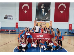 İlkadımlı Basketbolcular Anadolu Şampiyonası’nda