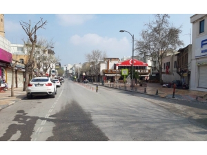 Şanlıurfa’da Hafta Sonu Sokaklar Boş Kaldı
