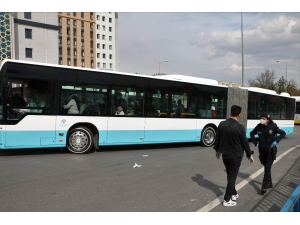 Umreden Dönen Yolcular Konya’da Yurtlara Yerleştiriliyor