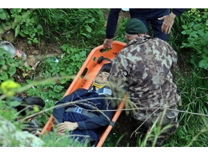 Falezlerden Düşüp Bacağını Kıran Gence Özel Harekat Operasyonu