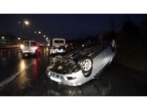 Sancaktepe‘de Otomobil Takla Attı