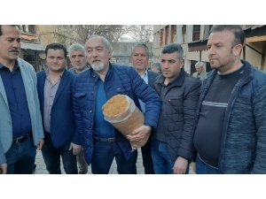 Chp Heyeti Adıyamanlı Tütüncülerle Bir Araya Geldi